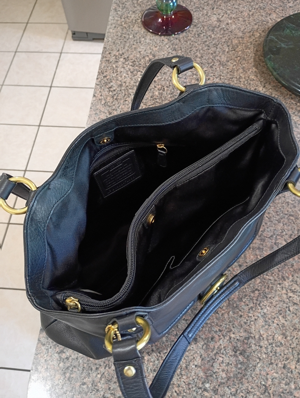 Coach  Campbell Belle Black Leather Shoulder Bag with Gold Hardware - Picture 6 of 16
